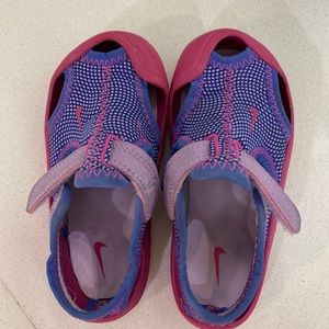 Nike toddler water sandals